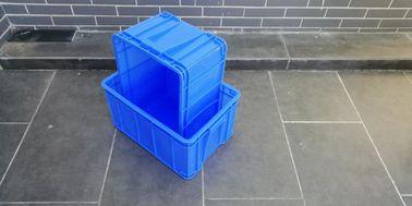 Personalização de empilhamento plástica da cor do armazenamento do transporte da opção das tampas das caixas do Virgin