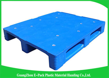 O sistema plástico azul resistente do racking do equipamento do armazenamento das páletes personalizou