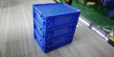 Retornos plásticos articulados de Tote Boxes Blue Color Stacking do armazenamento das tampas